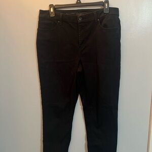 Chico's So Slimming Girlfriend Slim Leg Ankle jeans